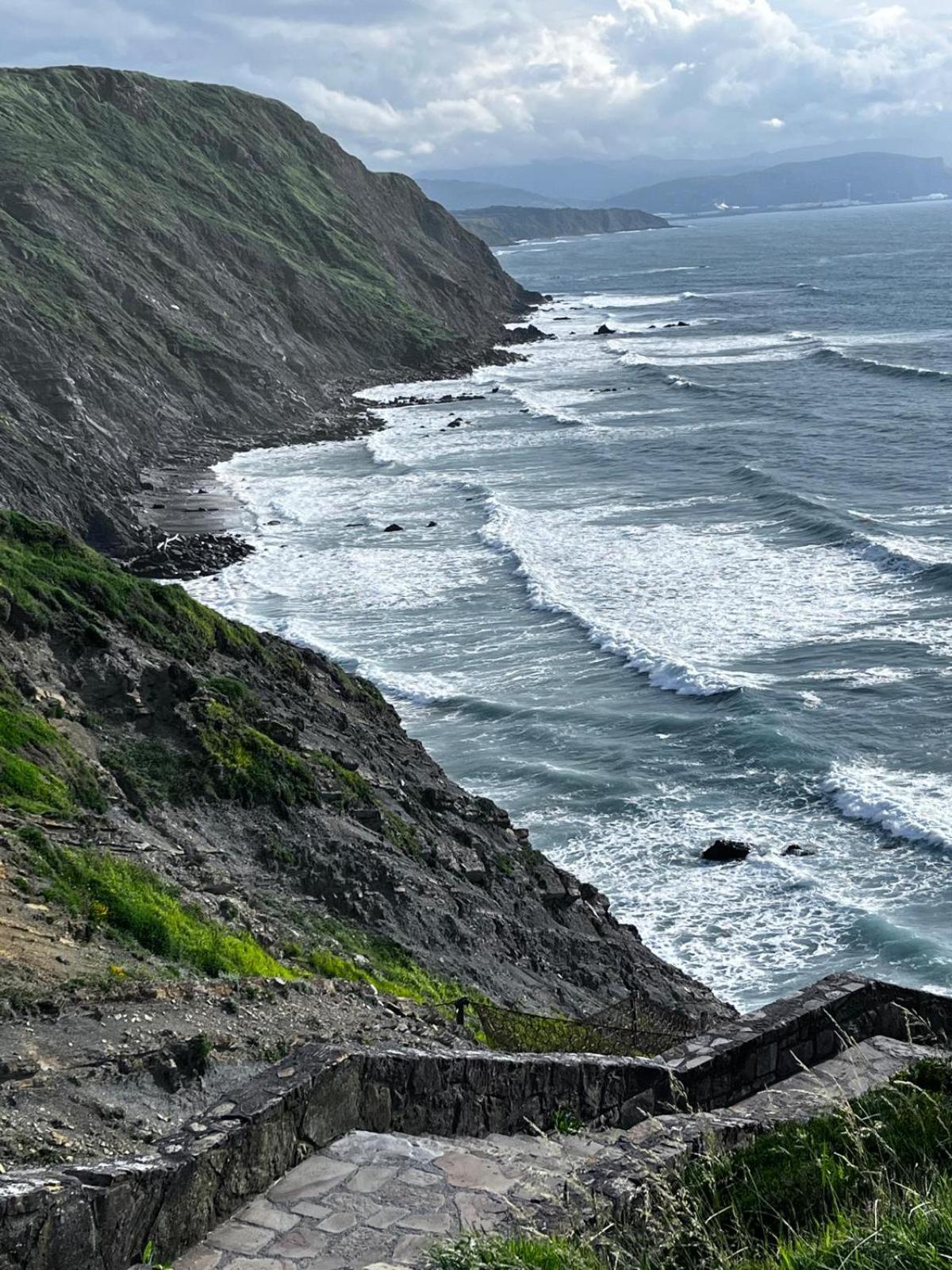 Tu Refugio Junto Al Mar Te Espera Disfruta Final Europa League Appartement Barrika Buitenkant foto